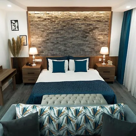 Taksim Yazici Aparthotel 4*