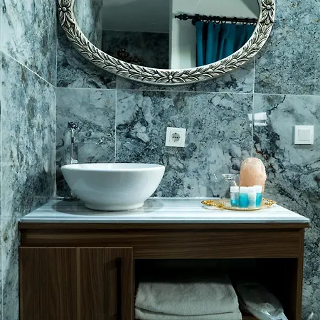 Taksim Yazici Isztambul