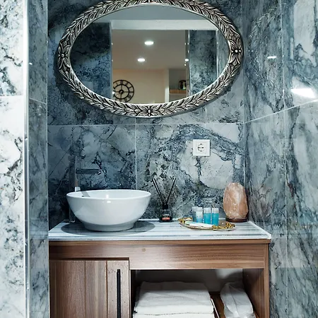 Taksim Yazici Apartmanhotel 4*