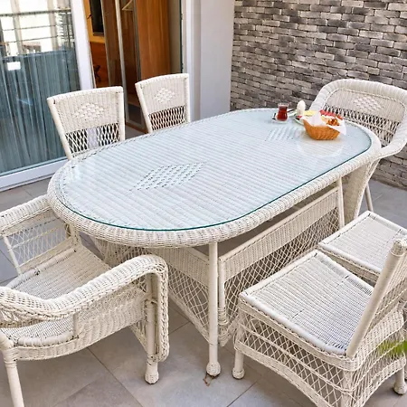 Taksim Yazici 4*
