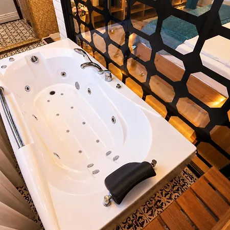 Taksim Yazici Aparthotel